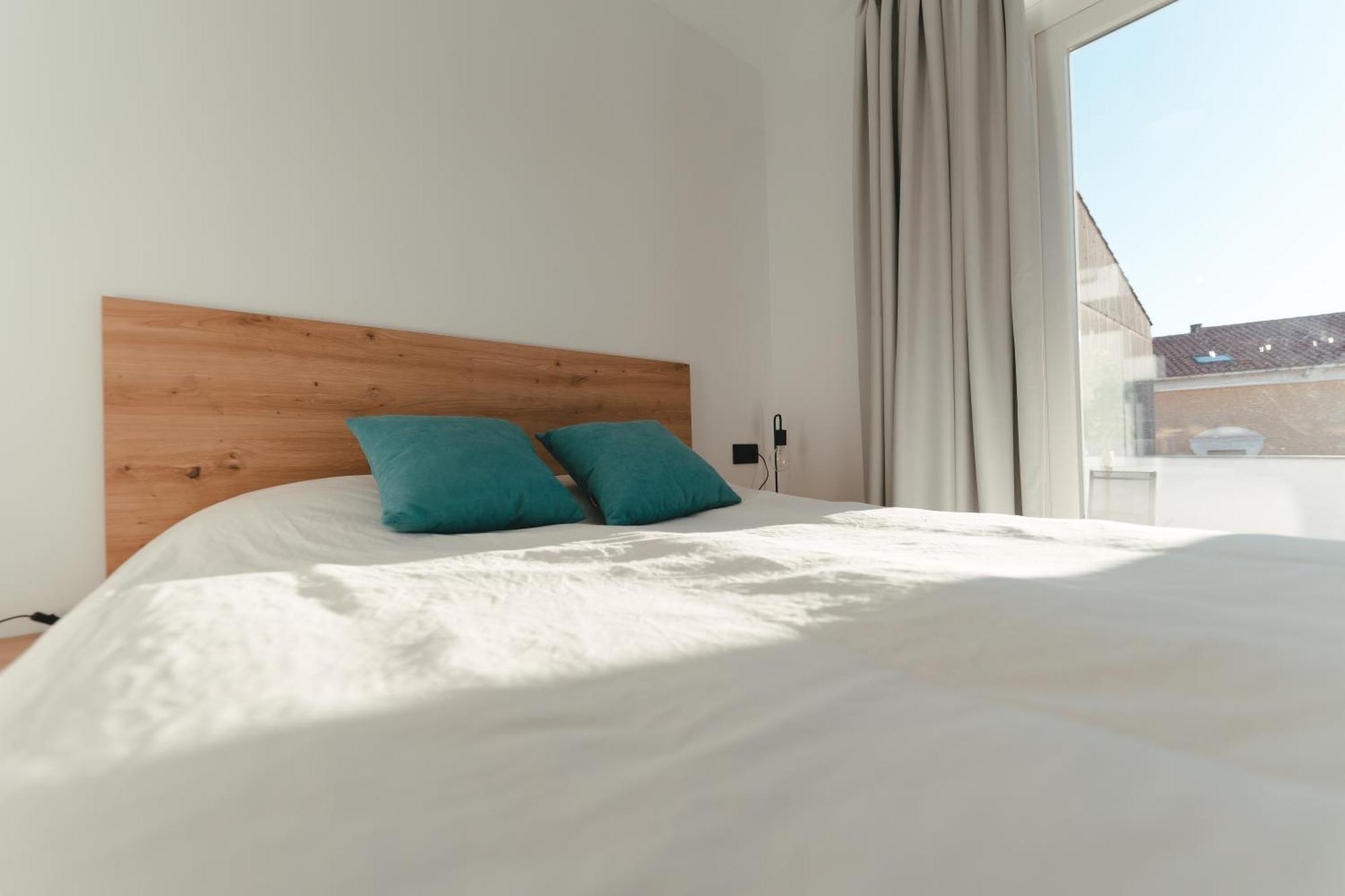 Macarena Suites Caces Dış mekan fotoğraf